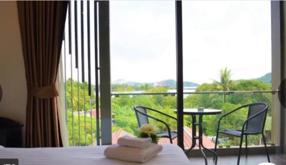 Panwa Side Beachfront 酒店 4*