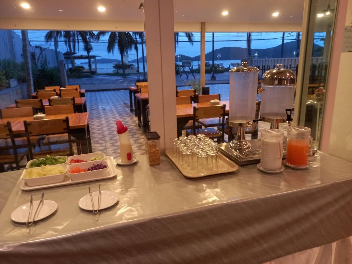 酒店 Panwa Side Beachfront